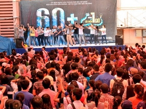 Thành phố Hồ Chí Minh khởi động chiến dịch Giờ Trái đất 2013